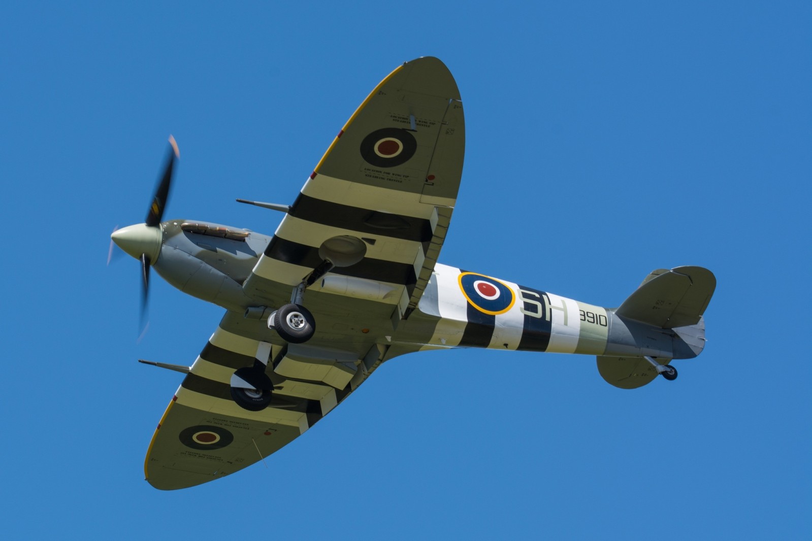 RAF BBMF - Spitfire Mk Vb [3910]