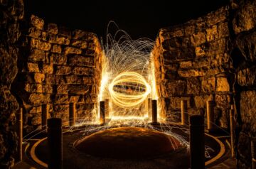 Creating epic photos with wire wool