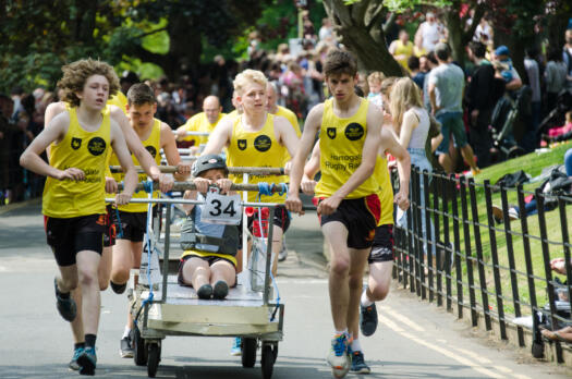 Knaresborough Bed Race 2015